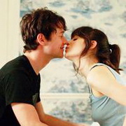 欧美情侣亲吻拥吻经典头像图片39