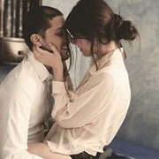 欧美情侣亲吻拥吻经典头像图片8